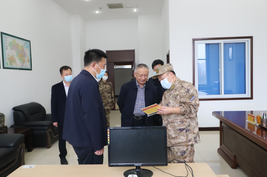 鄒平市委常委、人武部部長胡燕龍來山東三星集團(tuán)調(diào)研