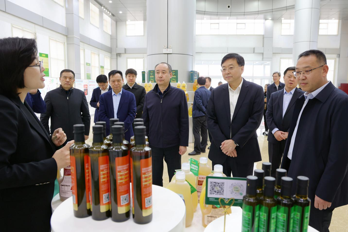 濱州市國(guó)資委、濱州市財(cái)金集團(tuán)來(lái)山東三星集團(tuán)調(diào)研