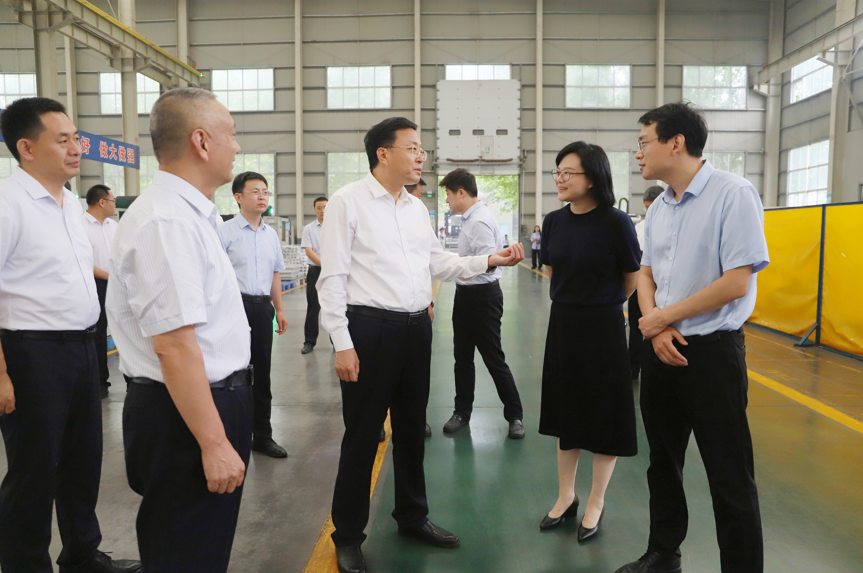 鄒平市委副書記、市長(zhǎng)張謙來山東三星集團(tuán)調(diào)研