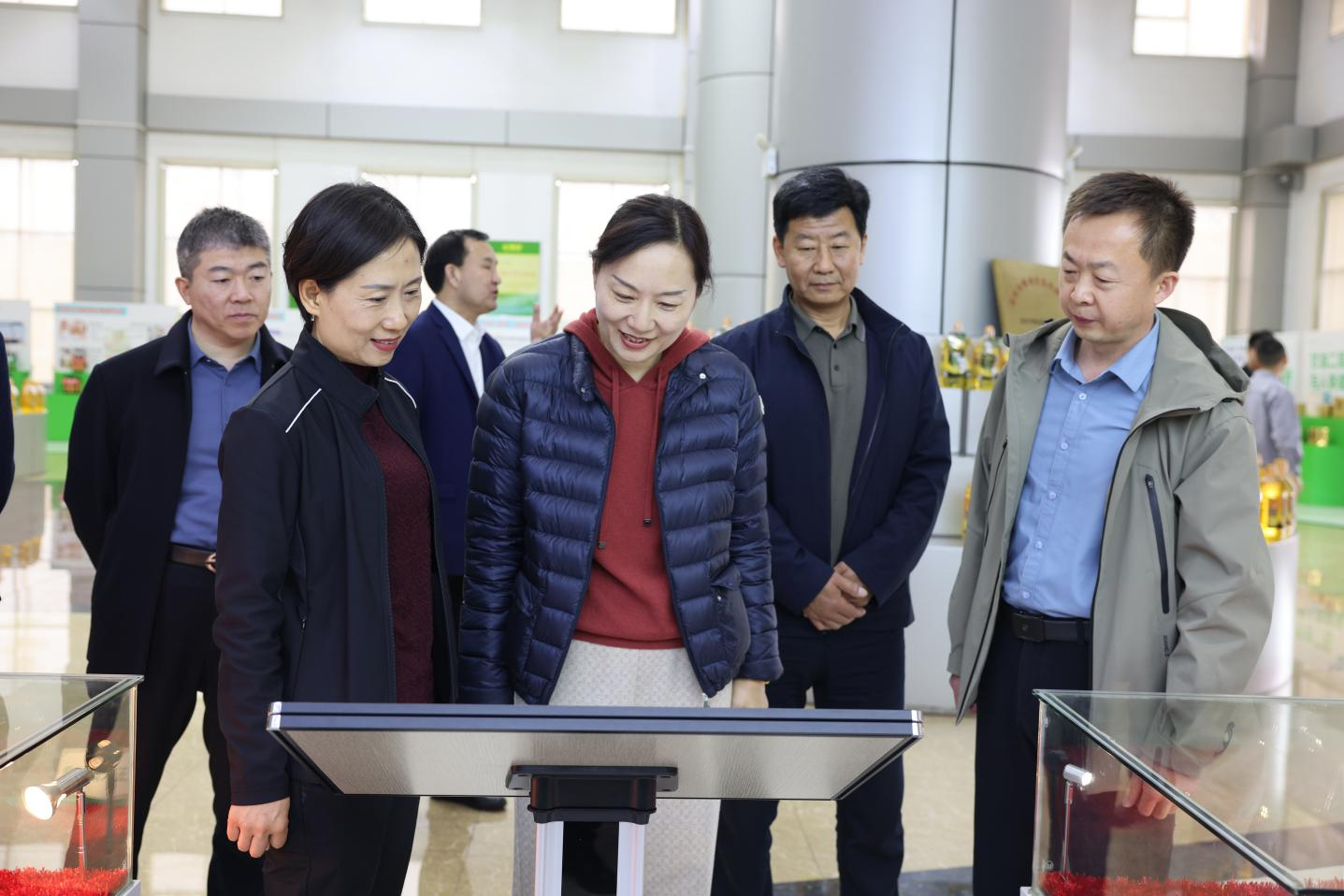 聊城市委統(tǒng)戰(zhàn)部副部長(zhǎng)、三級(jí)調(diào)研員王云來山東三星集團(tuán)調(diào)研