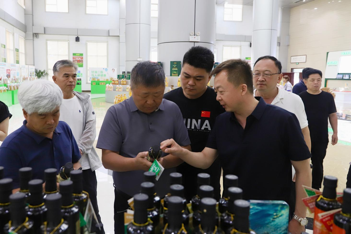 菏澤市農(nóng)業(yè)農(nóng)村局來山東三星集團(tuán)考察